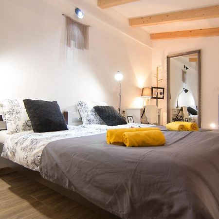 Apartmán Moet With Garden Pula Exteriér fotografie