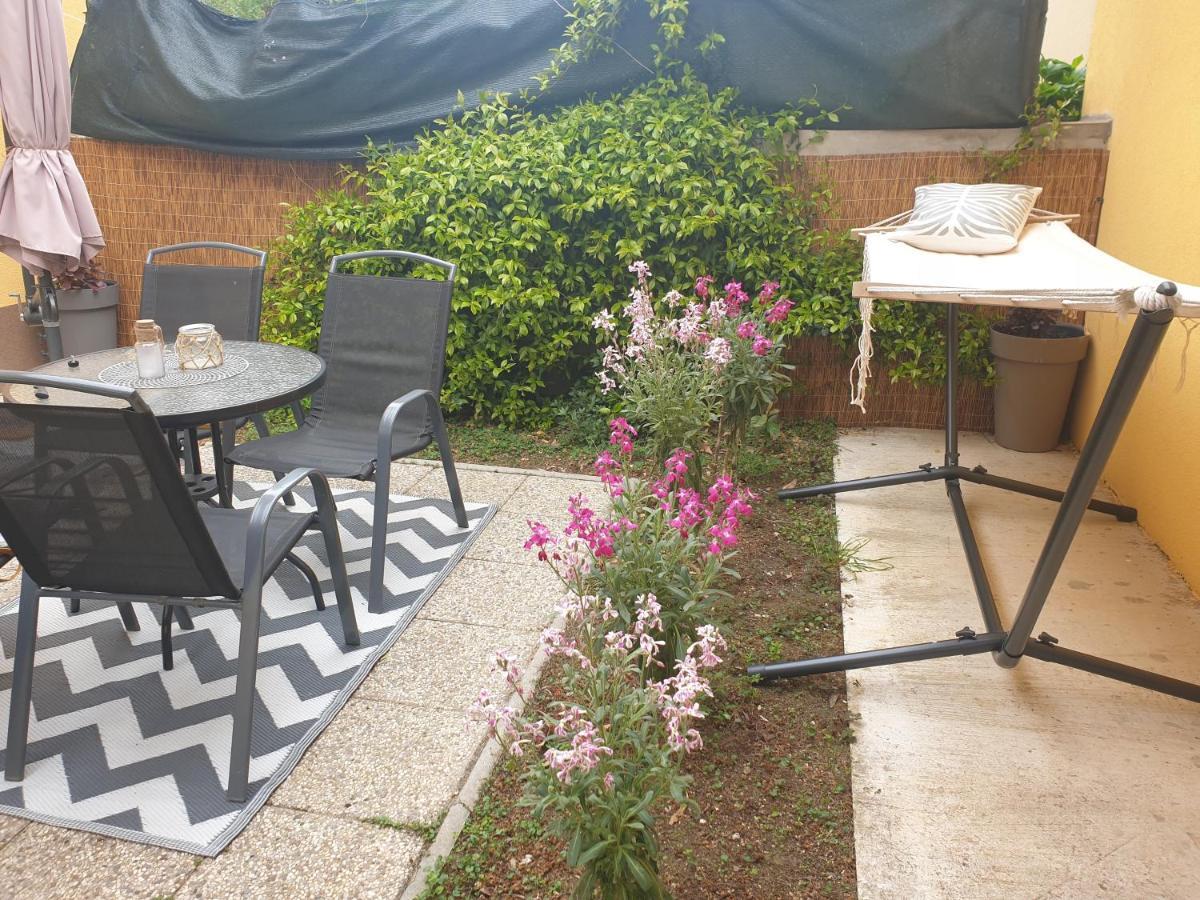 Apartmán Moet With Garden Pula Exteriér fotografie