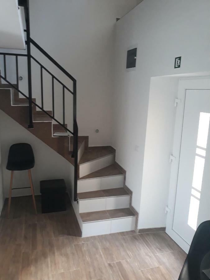 Apartmán Moet With Garden Pula Exteriér fotografie